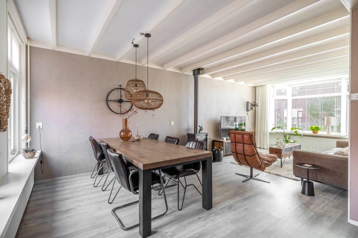 Foto 10 van Lijnbaan 84