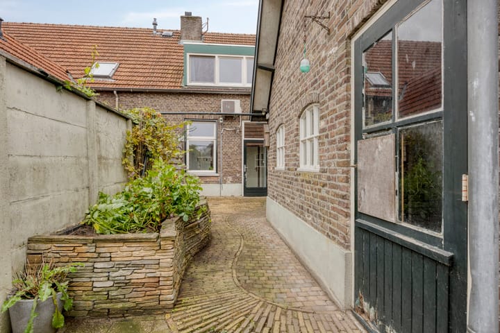 Photo 33 of Kapelstraat 56