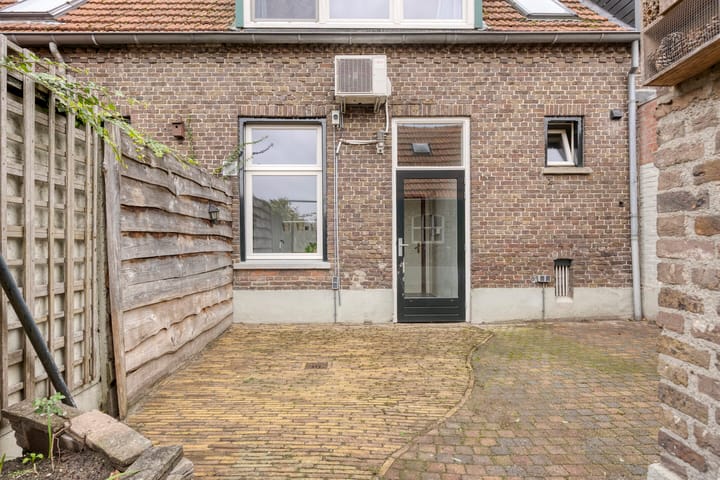 Photo 38 of Kapelstraat 56