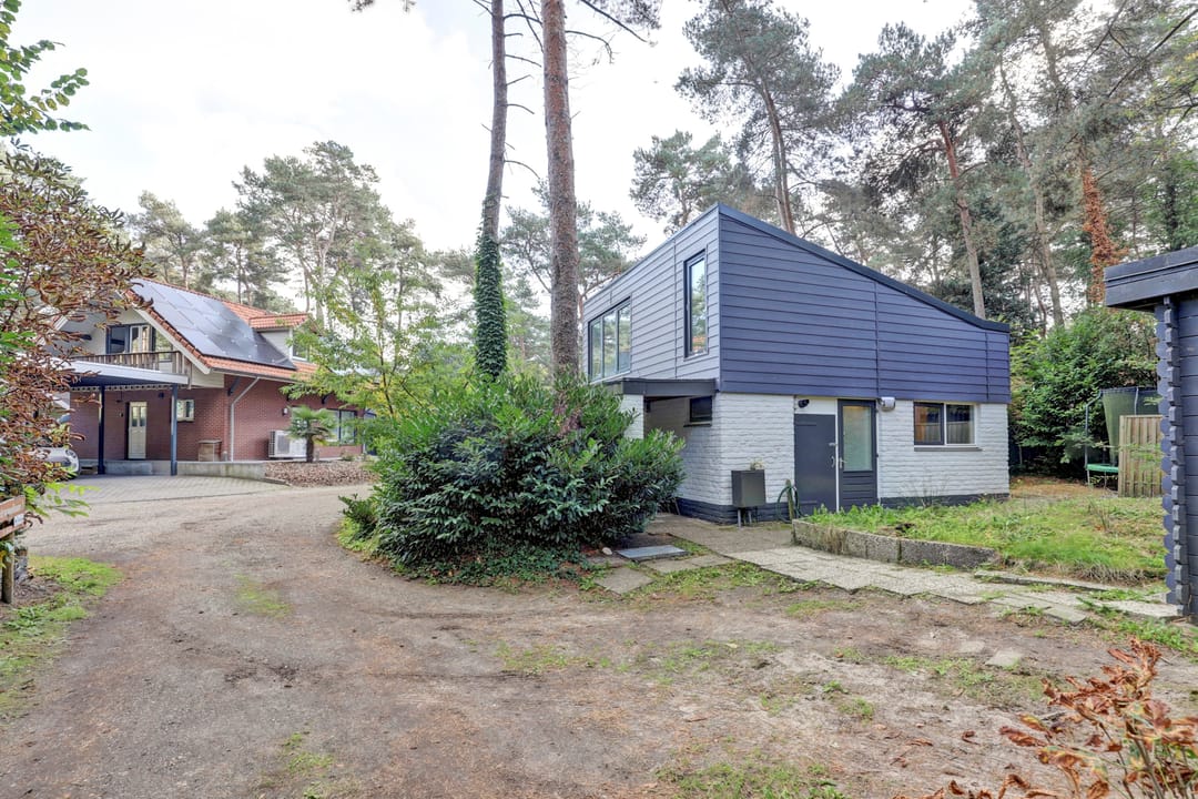 Photo 1 of Steenoven 12-B12