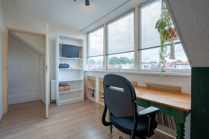 Foto 25 van Merelstraat 23