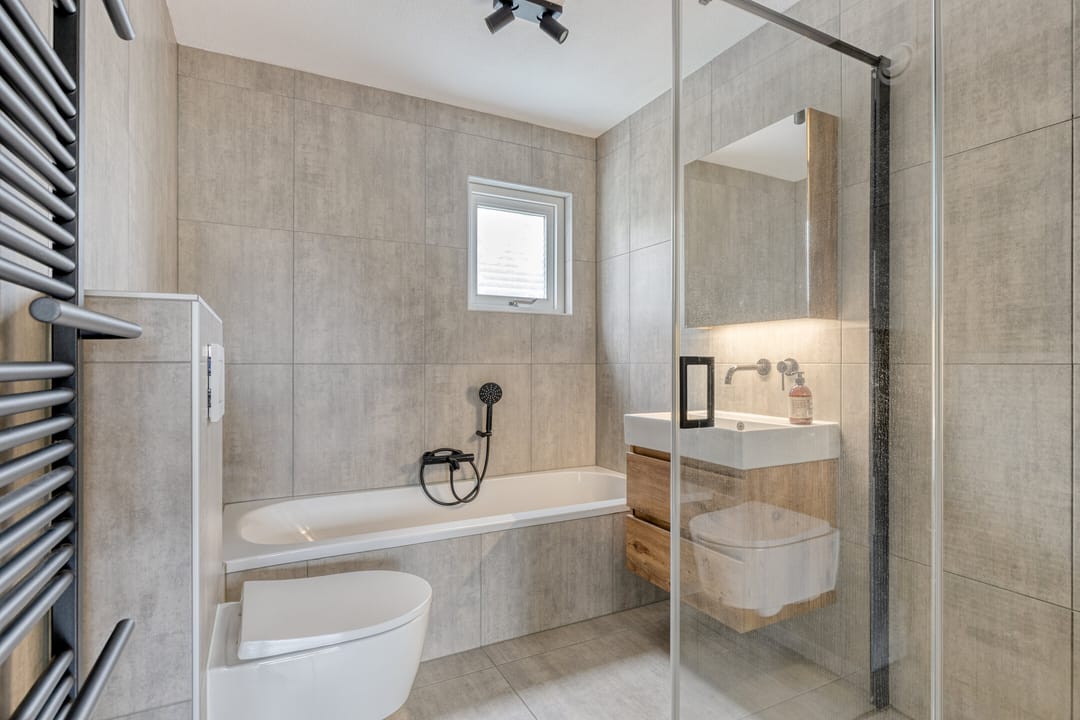 Foto 17 van Van Lunterenstraat 35