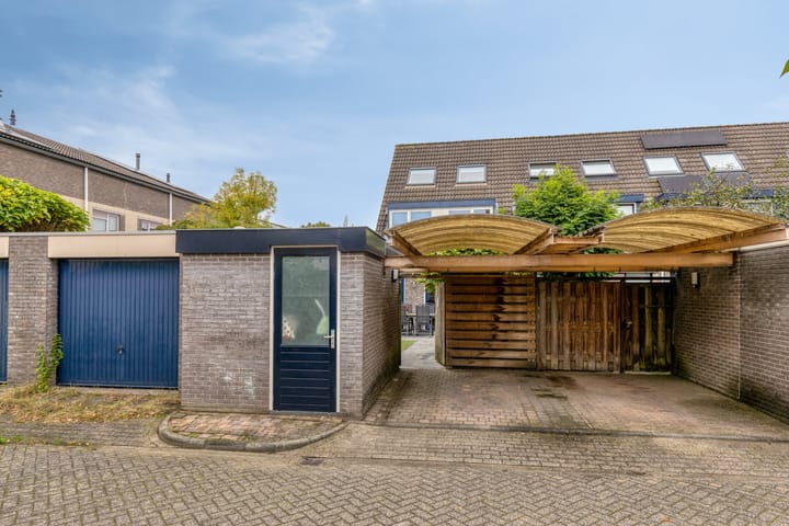 Foto 27 van Van Lunterenstraat 35