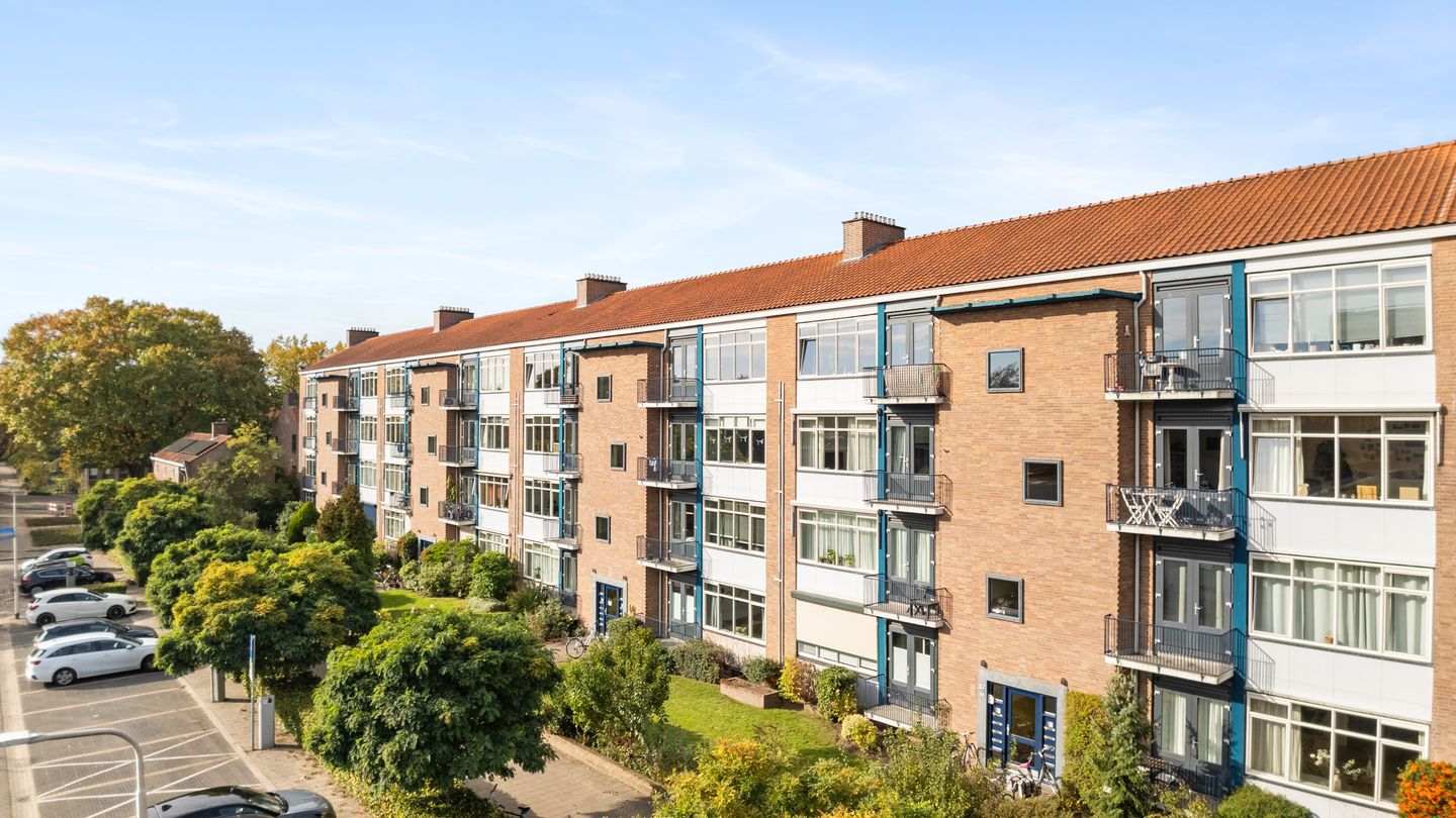 Foto 1 van Molukkenstraat 106