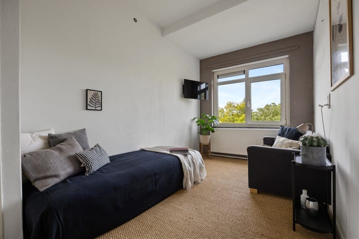 Foto 26 van Molukkenstraat 106