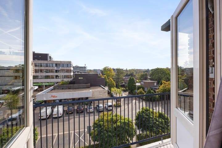 Foto 23 van Molukkenstraat 106