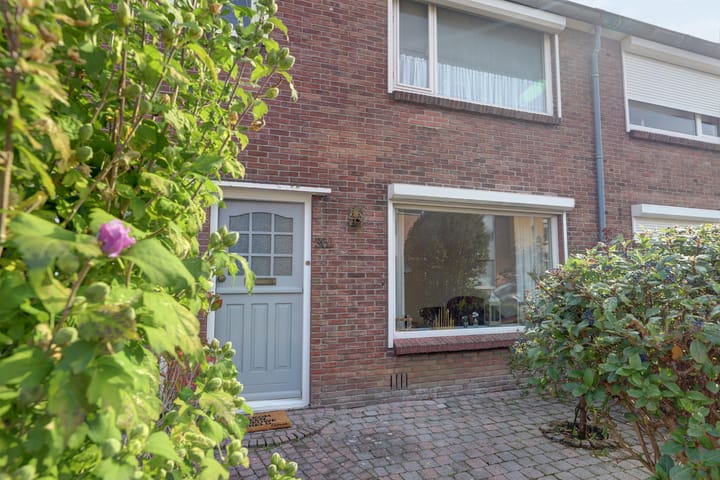 Foto 8 van M.D.de Grootstraat 36