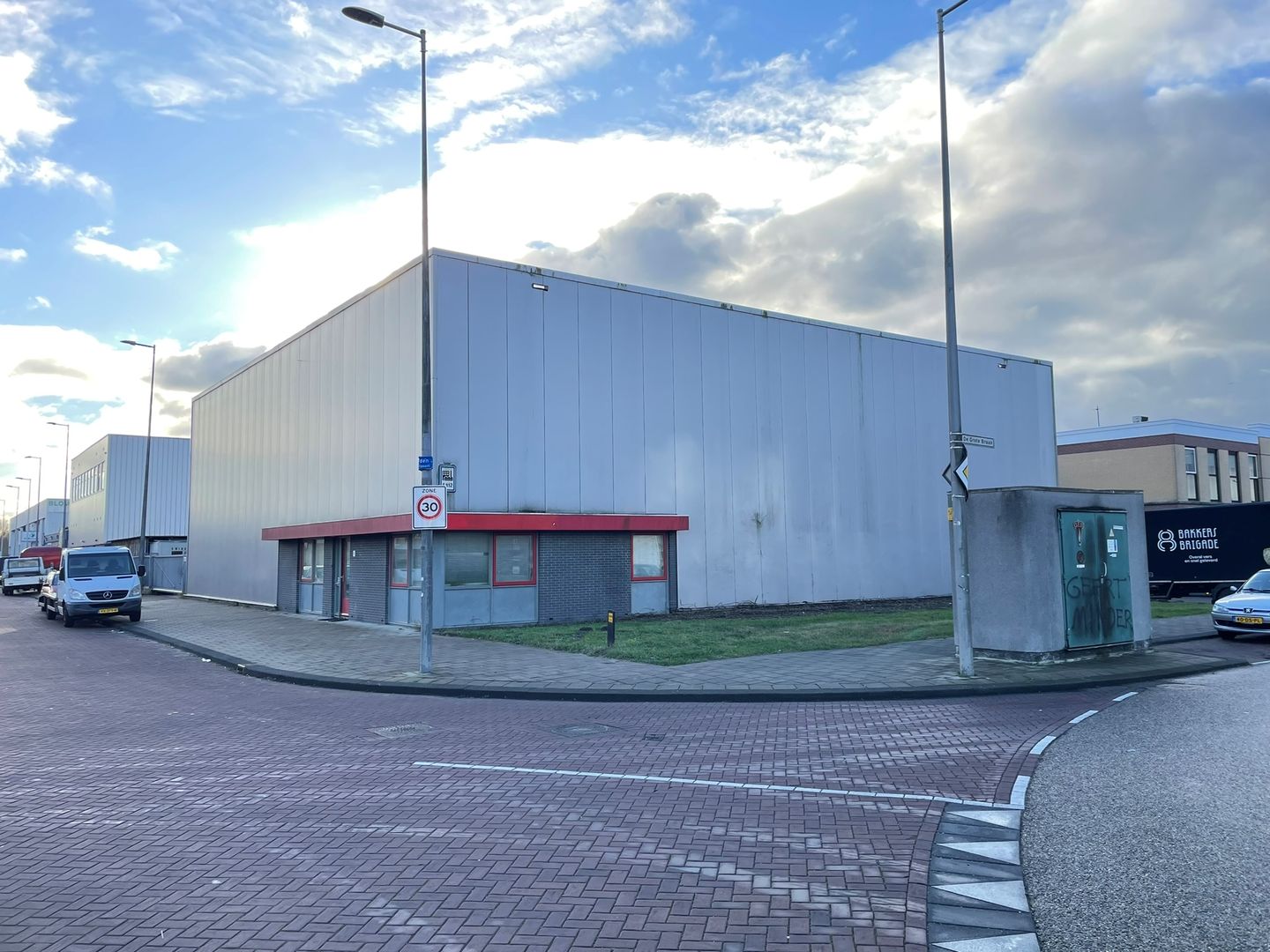 View photo 1 of Tijnmuiden 18
