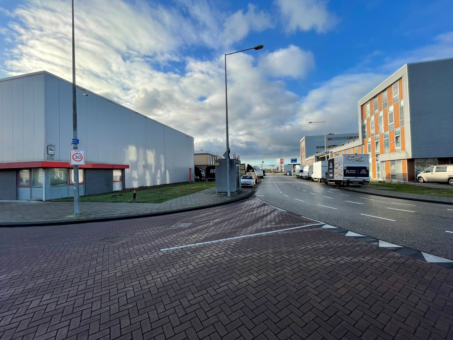 View photo 4 of Tijnmuiden 18