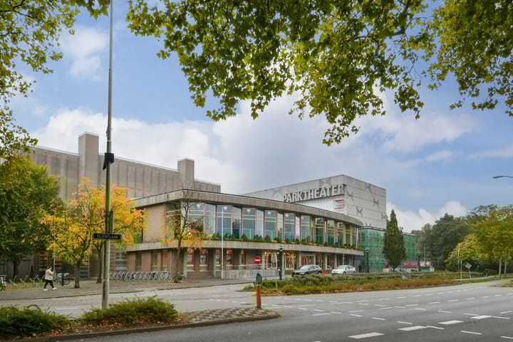 Photo 24 of Elzentlaan 93