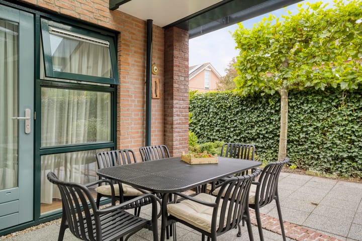 Foto 38 van Schout Lieshoutstraat 13