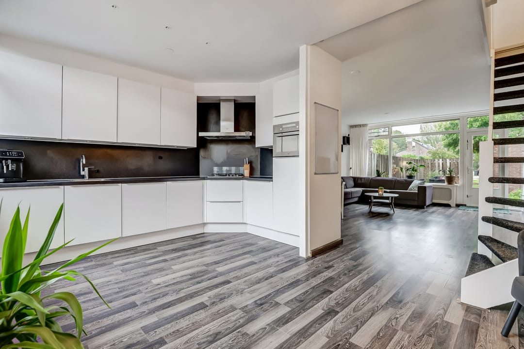 Foto 2 van Helmondstraat 8