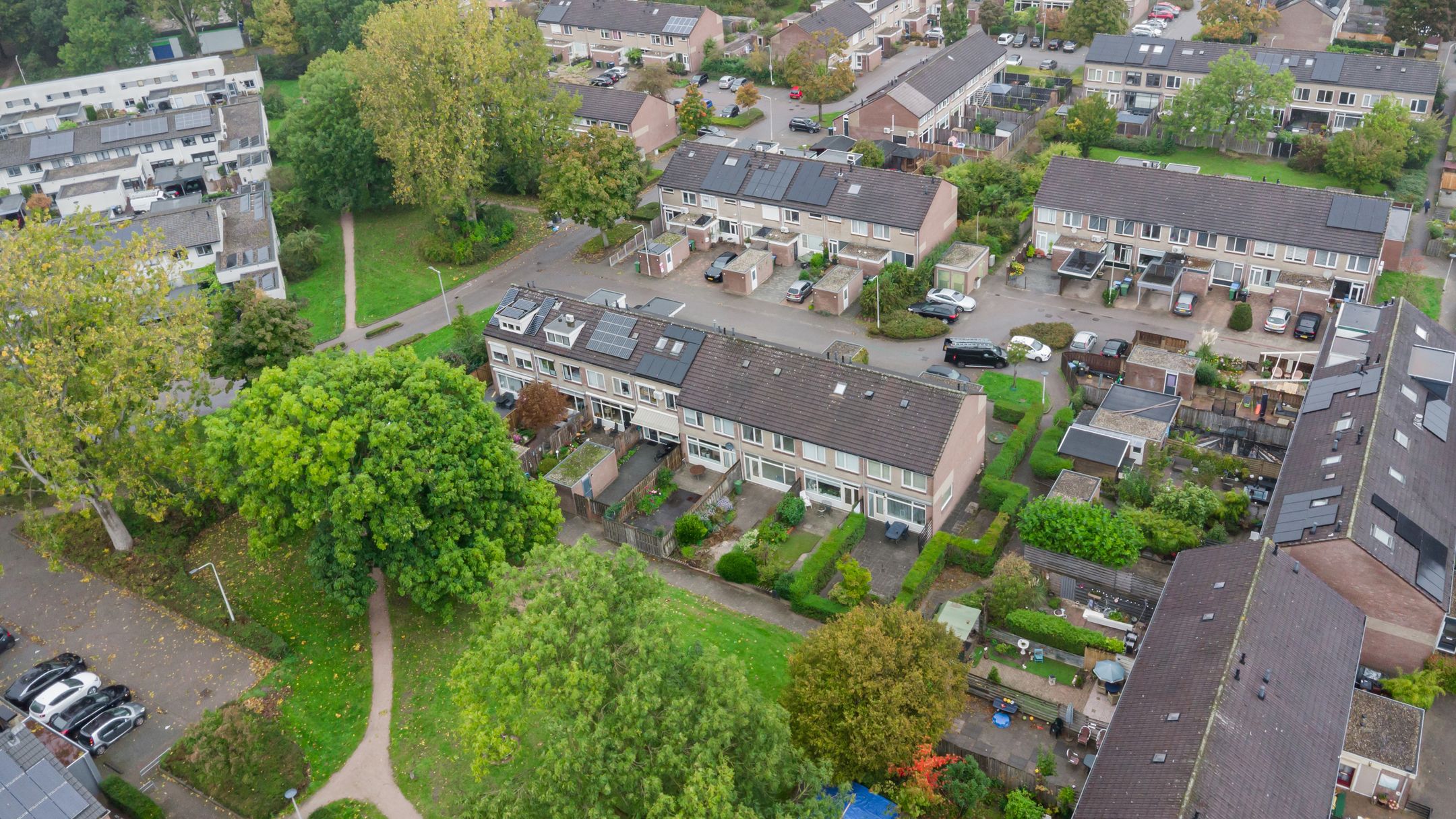 Foto 33 van Helmondstraat 8