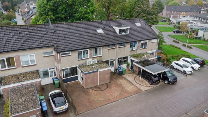 Foto 35 van Helmondstraat 8