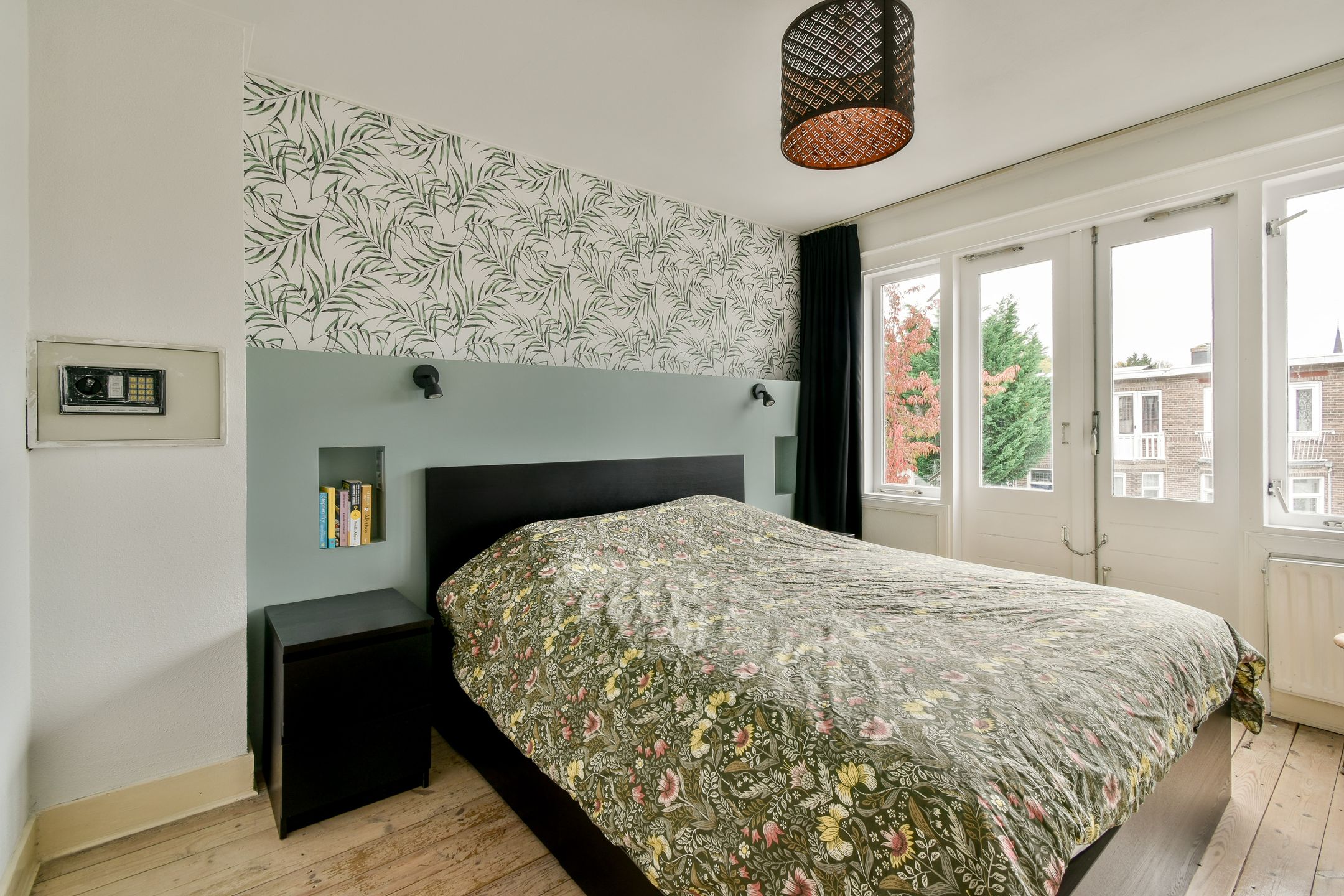 Photo 12 of J.J.A. Goeverneurstraat 9