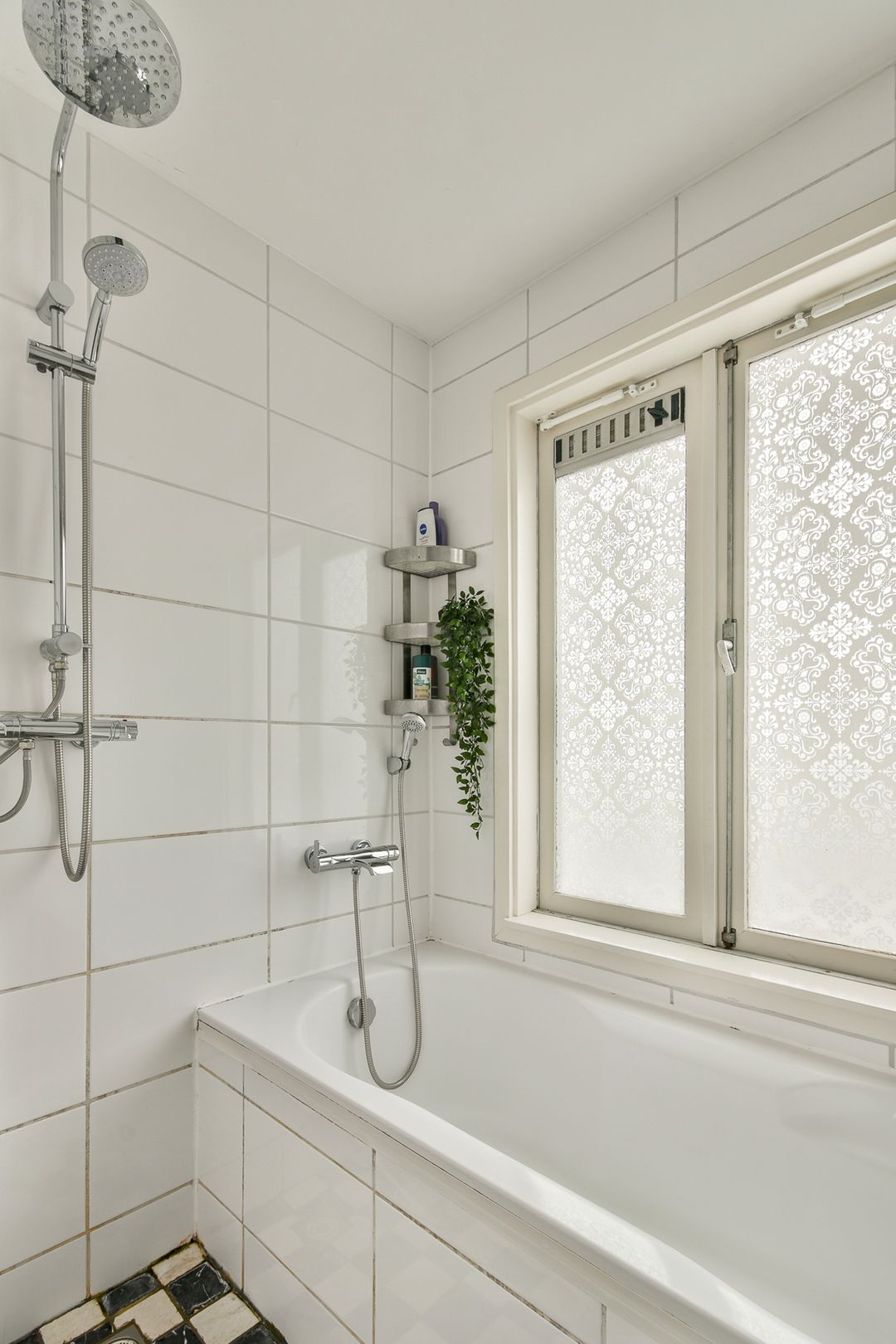 Photo 22 of J.J.A. Goeverneurstraat 9