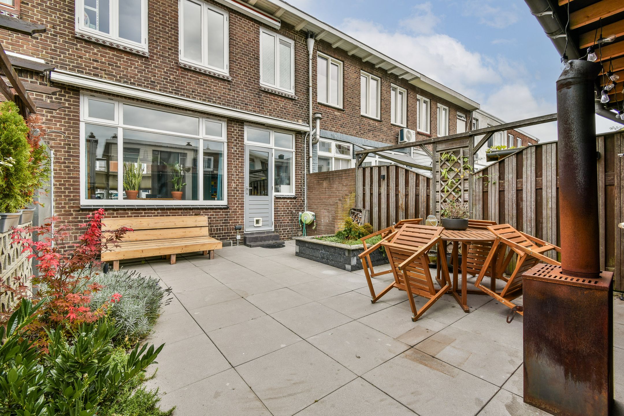 Photo 24 of J.J.A. Goeverneurstraat 9