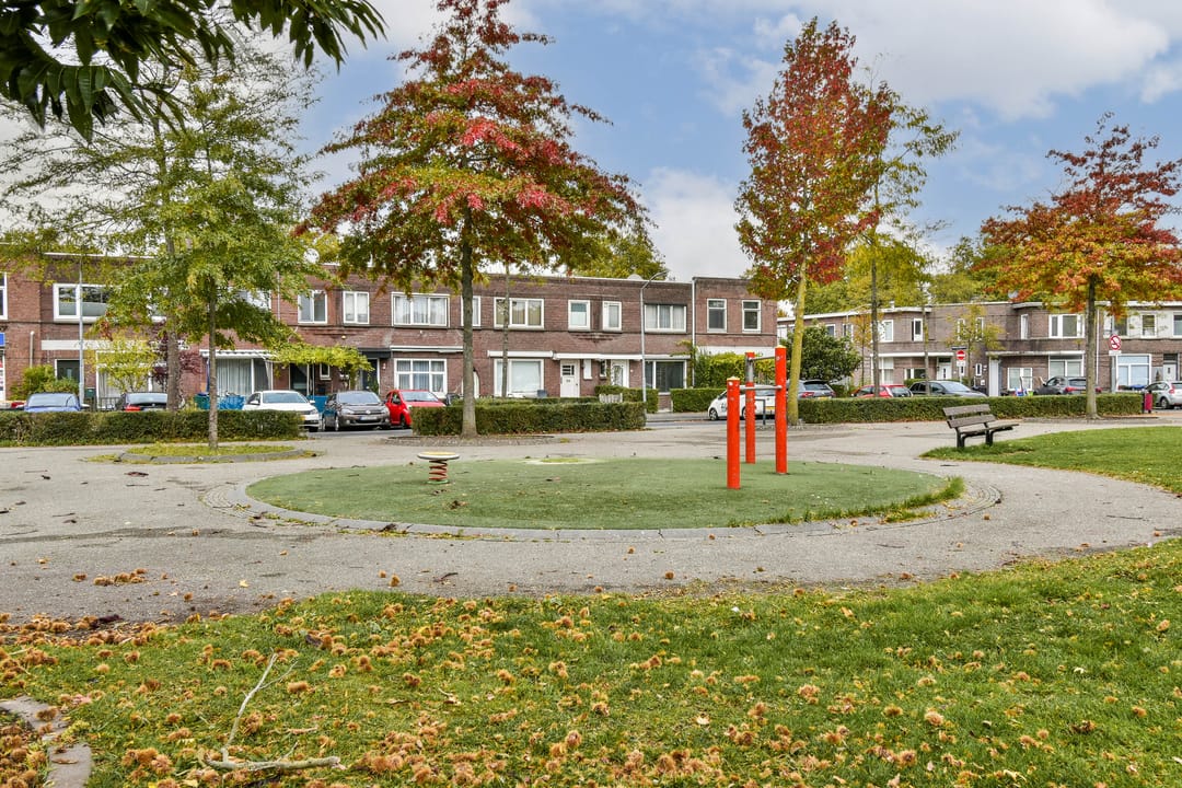 Photo 28 of J.J.A. Goeverneurstraat 9