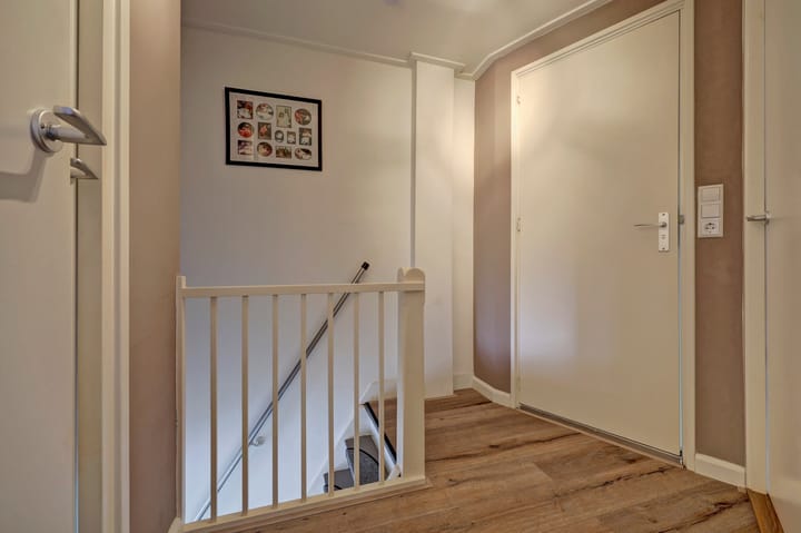 Foto 16 van Woudstraat 7