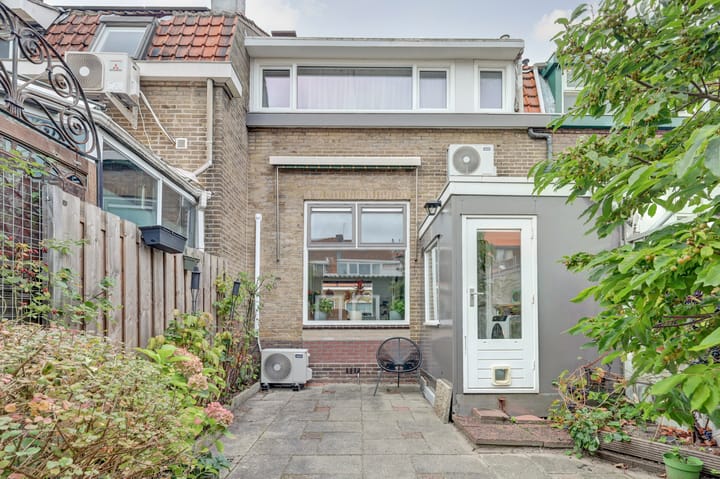 Foto 24 van Woudstraat 7