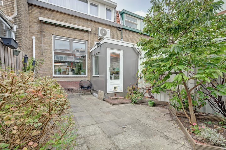 Foto 25 van Woudstraat 7