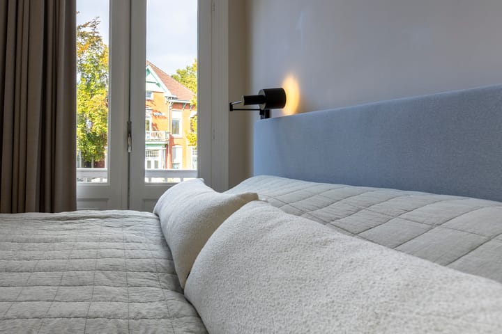 Photo 42 of Bredasestraat 46