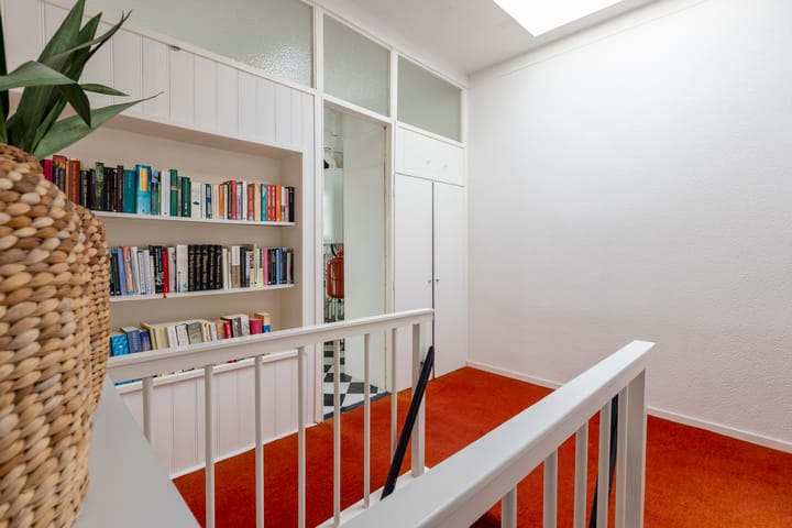 Photo 50 of Bredasestraat 46