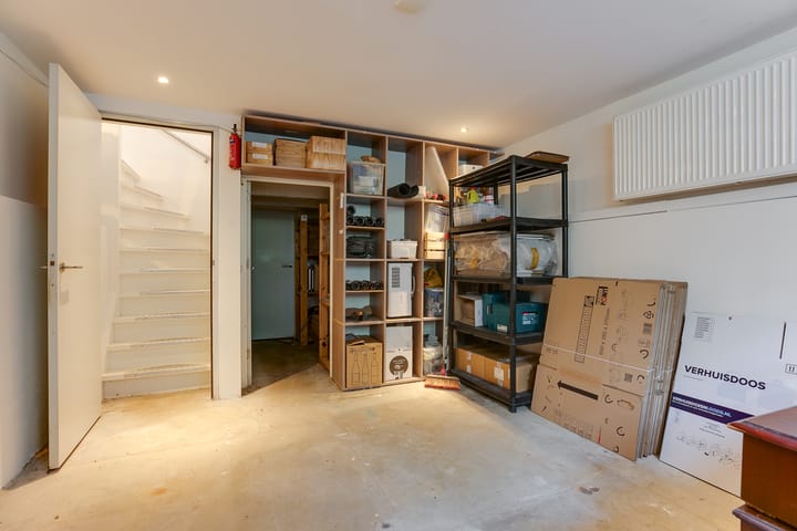 Foto 43 van Jacob Marisstraat 34-H