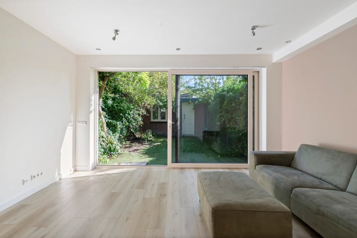 Photo 13 of Plataanstraat 42