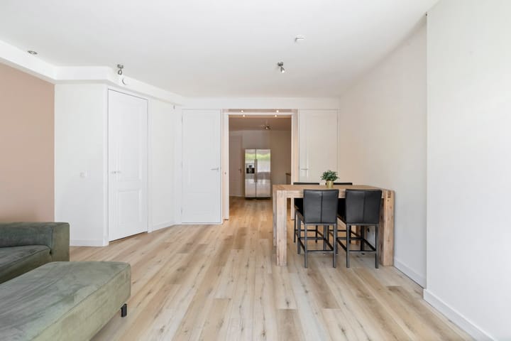 Photo 21 of Plataanstraat 42