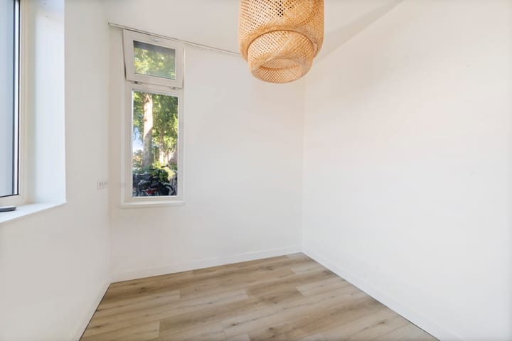 Photo 22 of Plataanstraat 42