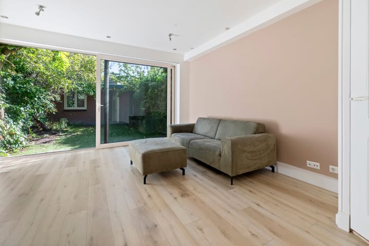 Photo 12 of Plataanstraat 42