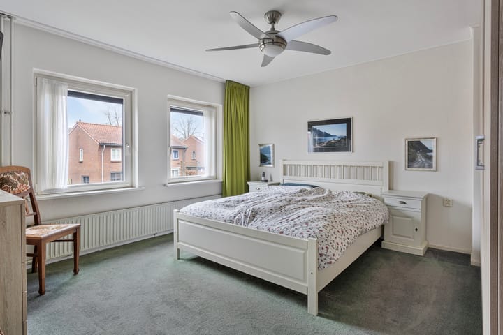 Foto 12 van Prins Bernhardlaan 4