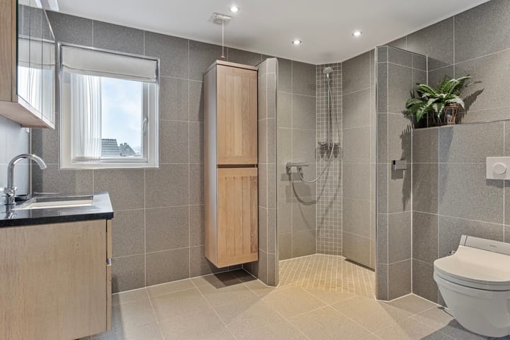 Foto 14 van Prins Bernhardlaan 4