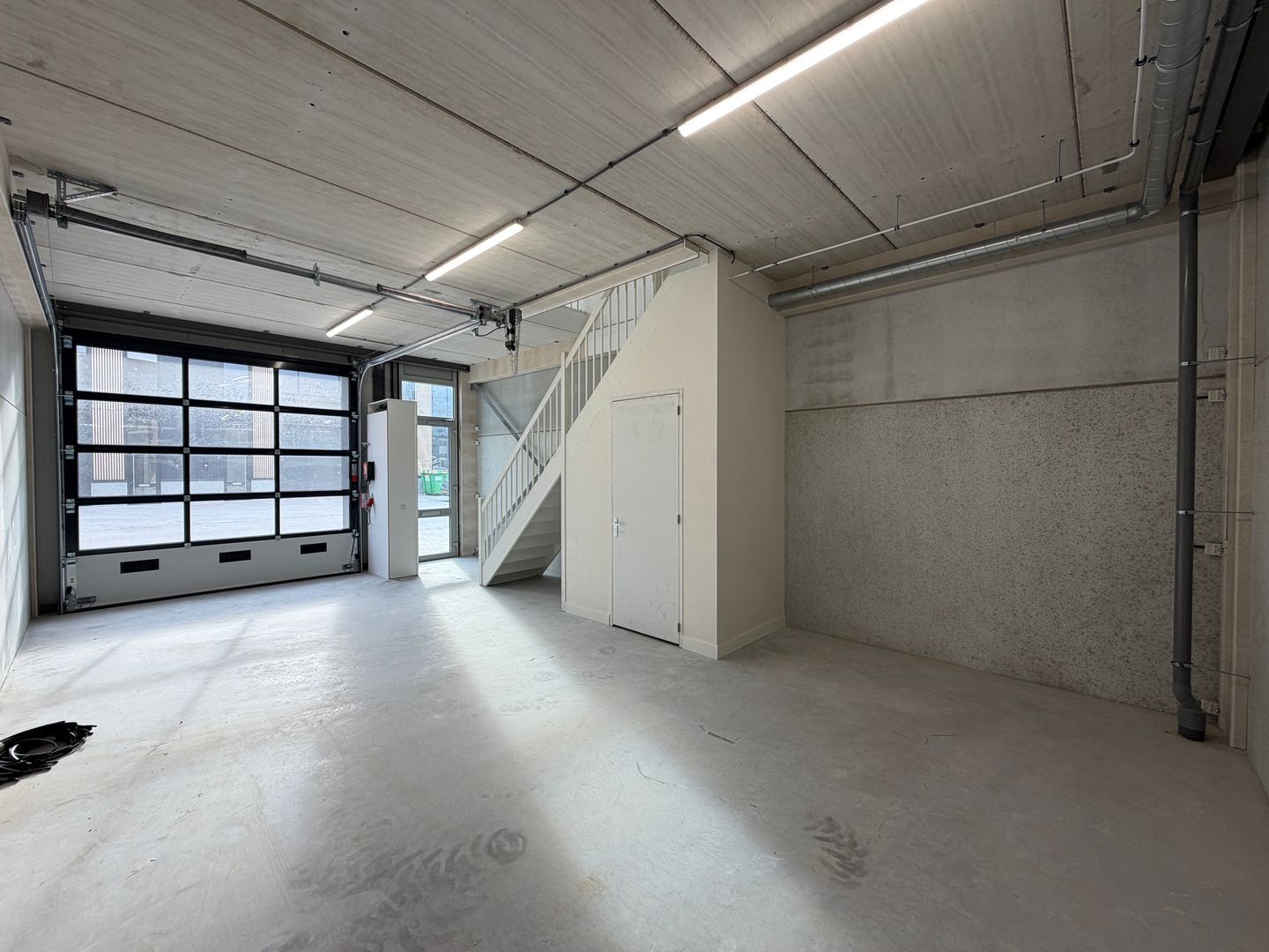 View photo 3 of Afmijnstraat 75