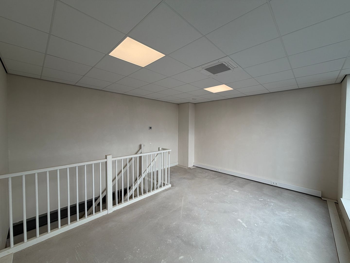 View photo 5 of Afmijnstraat 75