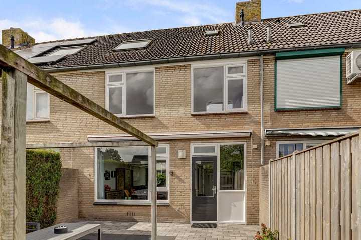 Foto 36 van Kerkstraat 11