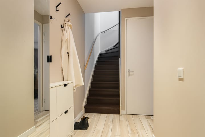 Photo 7 of Prof. R. Casimirstraat 32-C