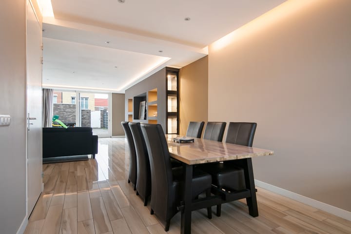 Photo 12 of Prof. R. Casimirstraat 32-C