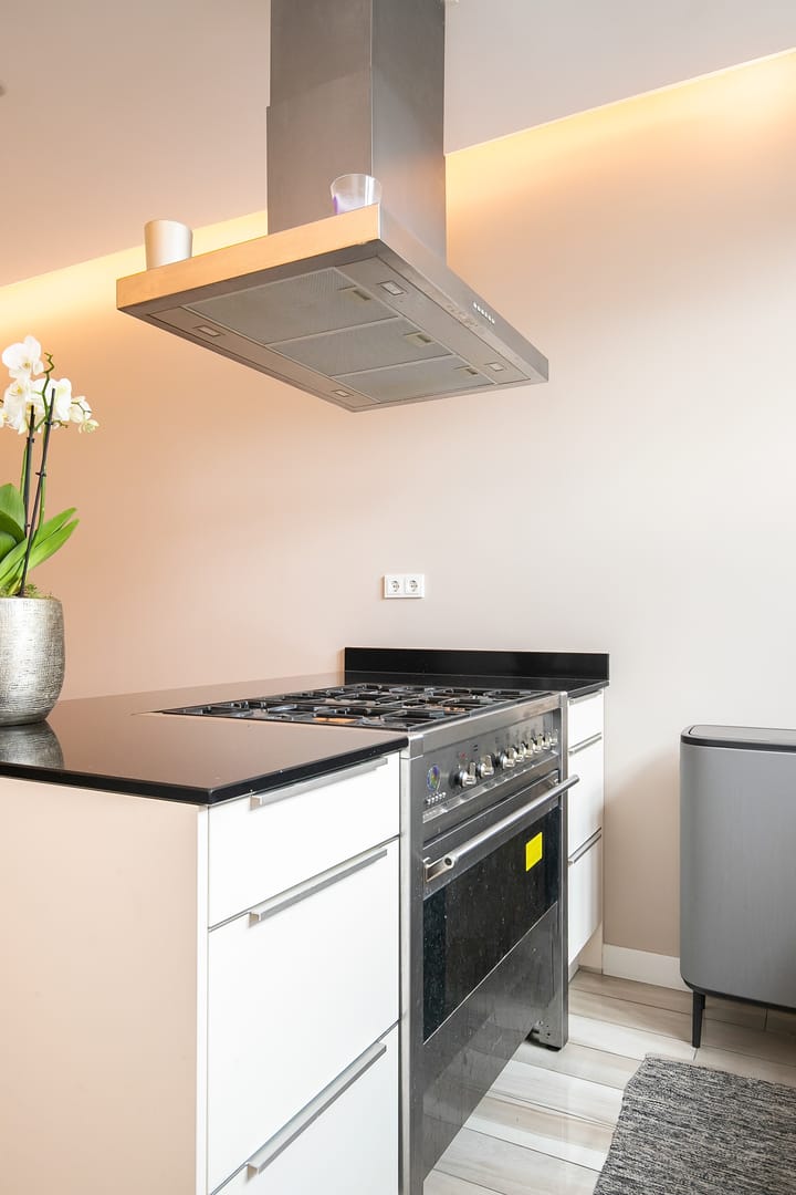 Photo 13 of Prof. R. Casimirstraat 32-C