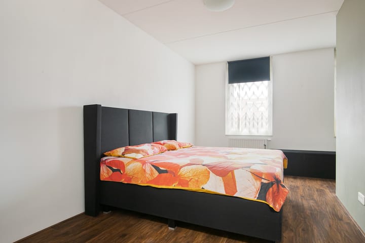 Photo 16 of Prof. R. Casimirstraat 32-C