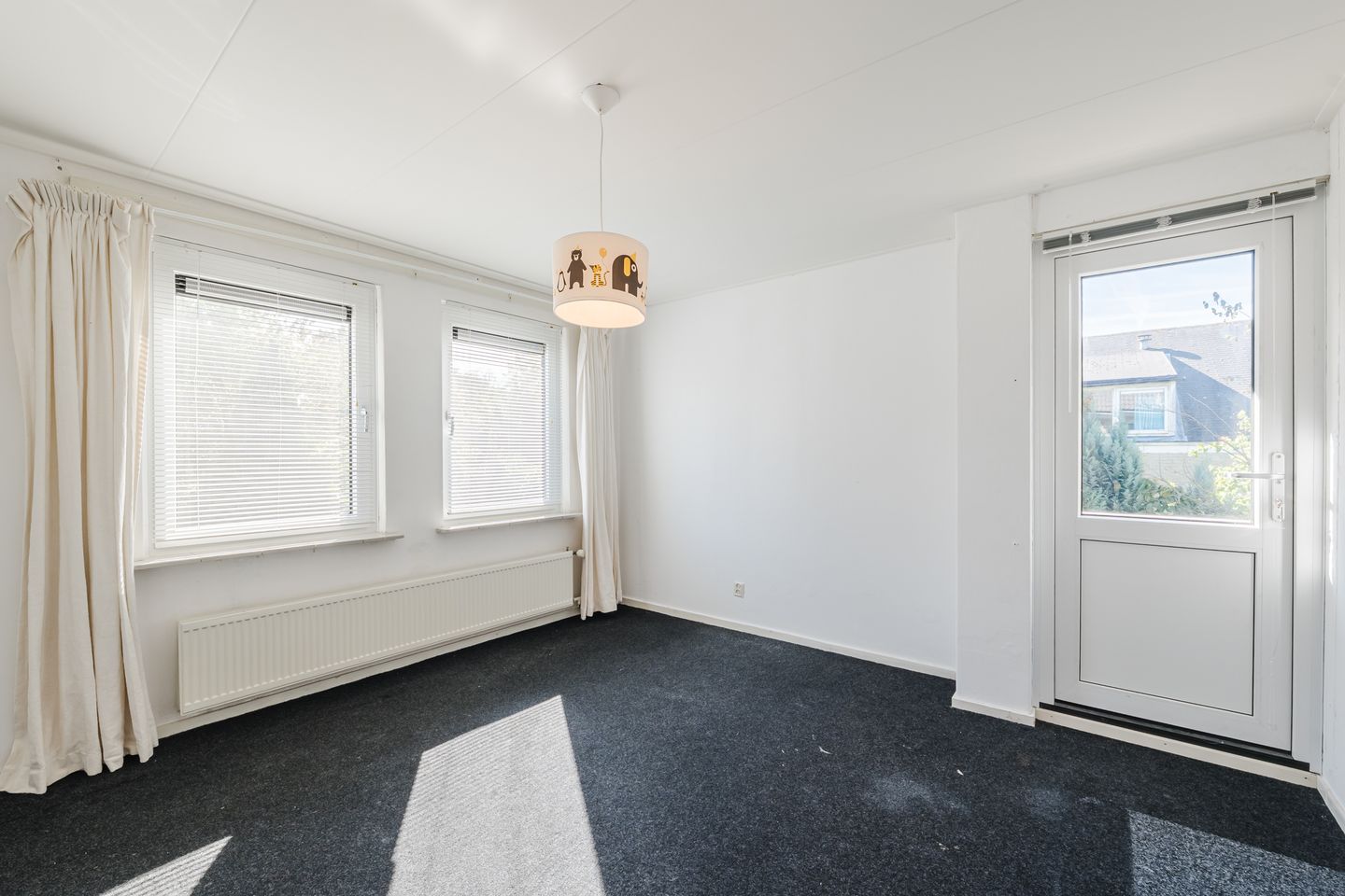 Photo 14 of Eisenhowerstraat 29