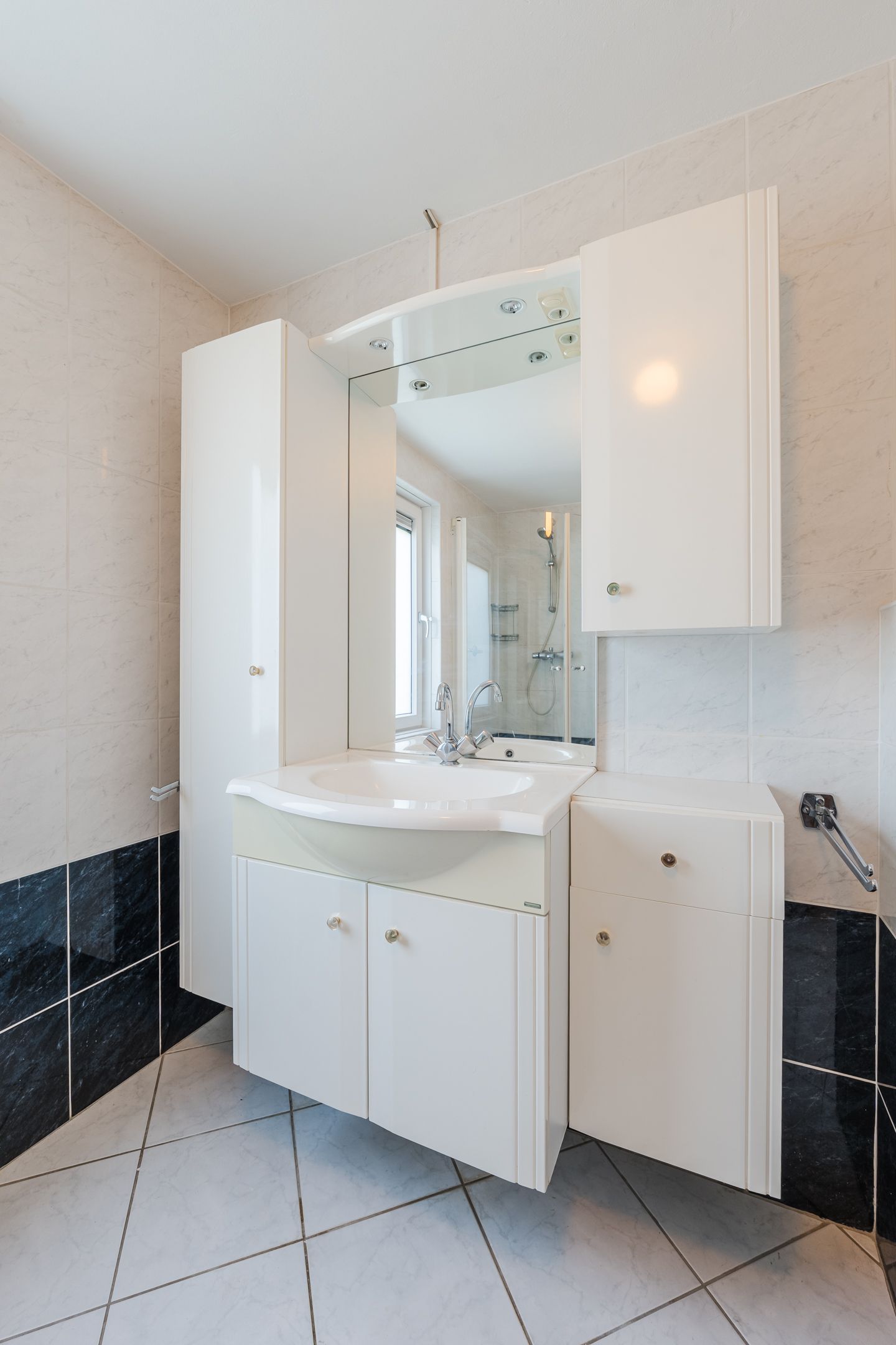 Photo 19 of Eisenhowerstraat 29