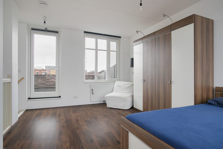 Photo 23 of Prof. R. Casimirstraat 32-C