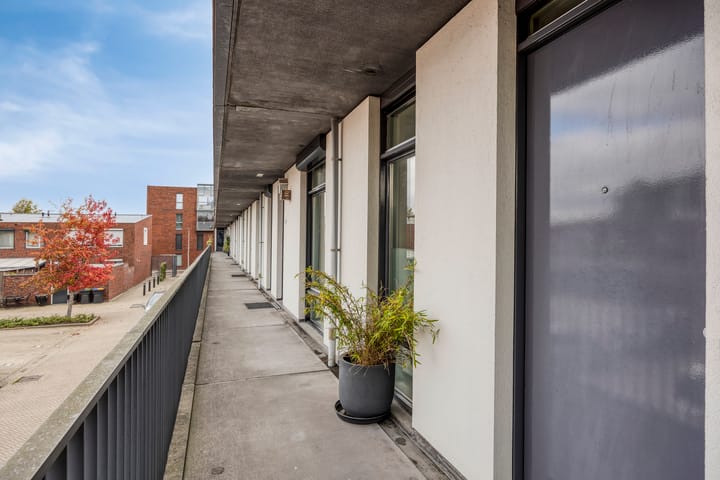 Photo 9 of Trompstraat 15-07