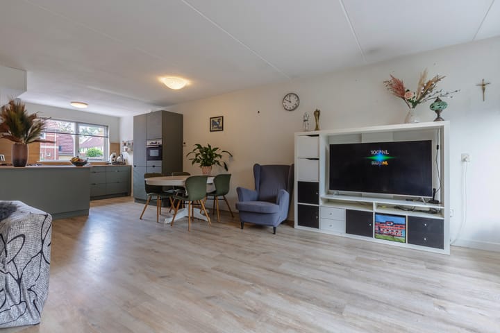 Foto 16 van Reaalstraat 3