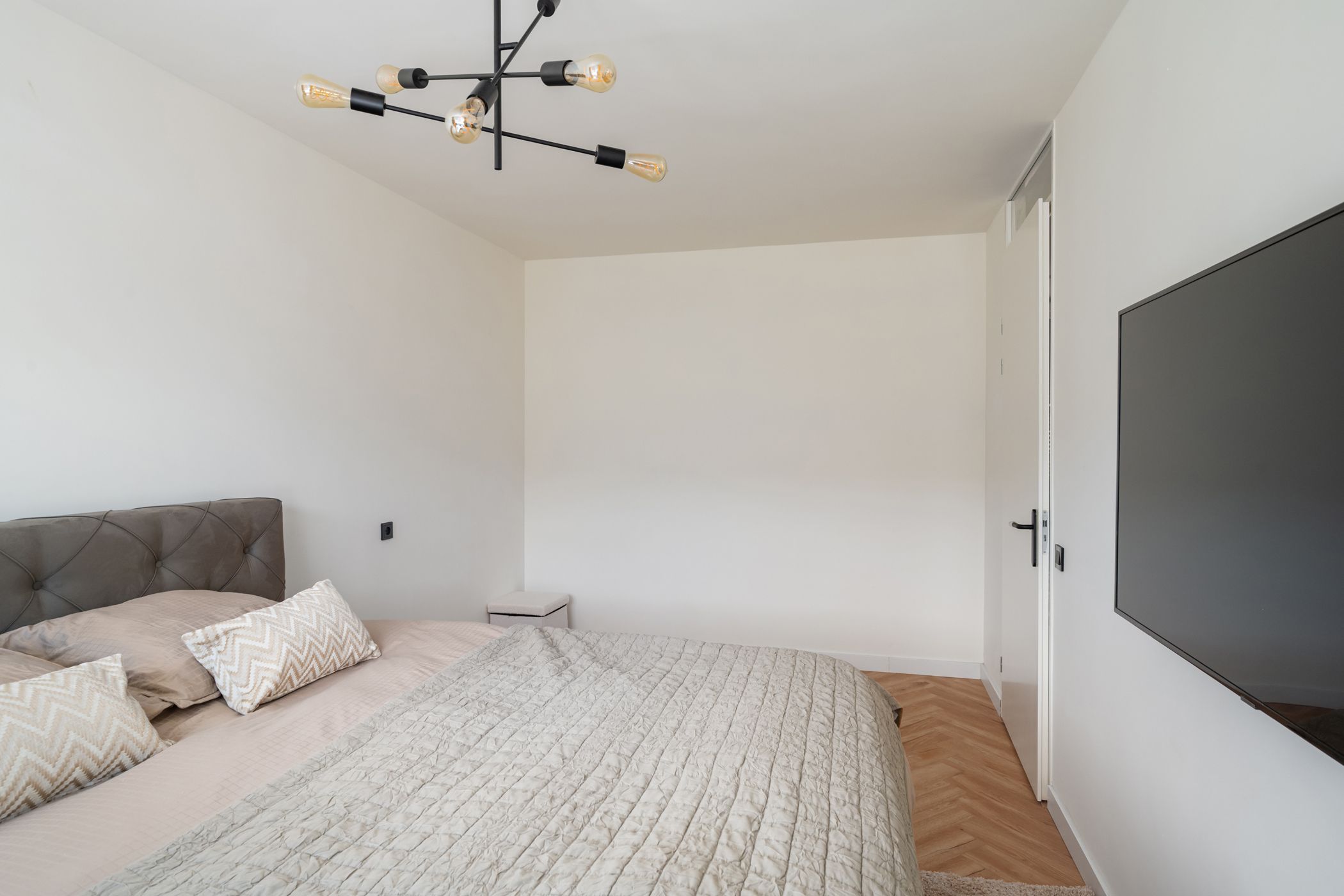 Foto 18 van Rozenhout 36