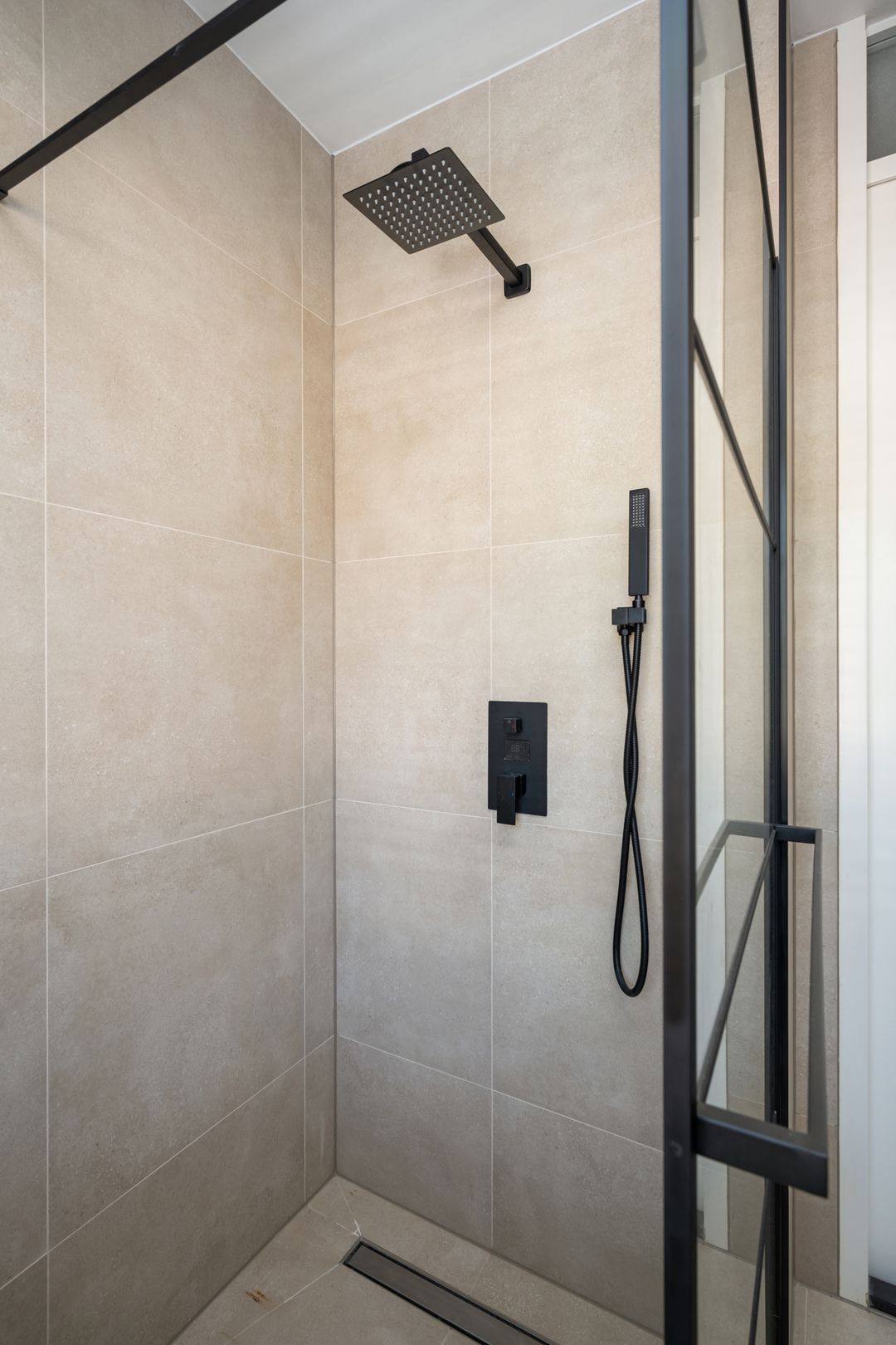 Foto 23 van Rozenhout 36