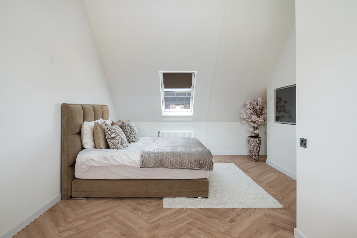 Foto 25 van Rozenhout 36