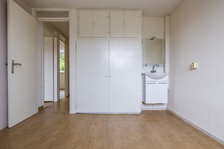 Photo 20 of Malvert 7392